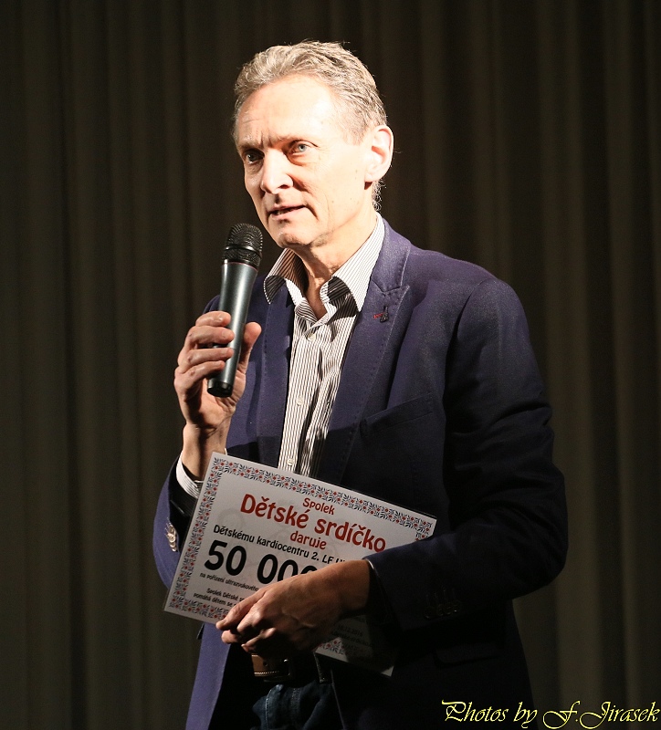 MUDr. Janoušek, primář dětského kardiocentra v Motole